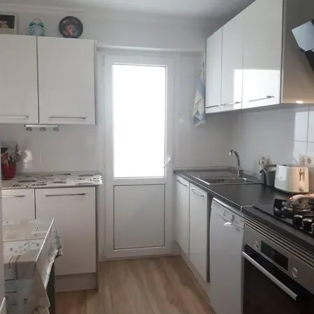 Dormitorio Acogedor En El Centro En Piso Compartido Con Bano Privado Denia